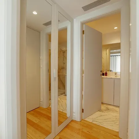 Downtown Penthouse With River View By Vacationy Apartamento Oporto