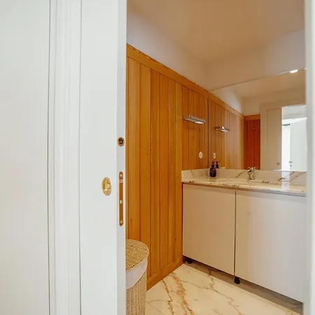 Downtown Penthouse With River View By Vacationy Porto