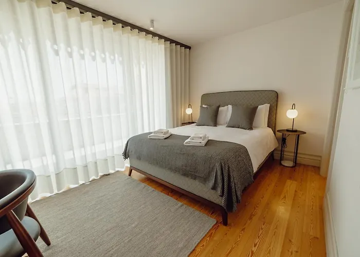 Διαμέρισμα Downtown Penthouse With River View By Vacationy *