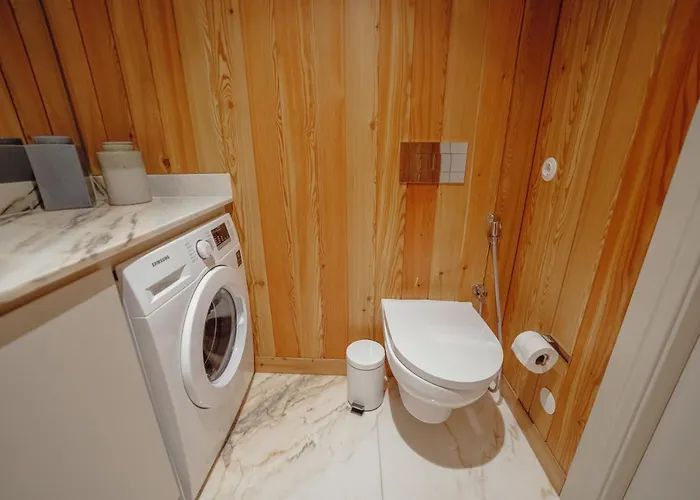 Downtown Penthouse With River View By Vacationy *