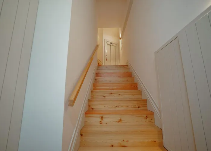 Downtown Penthouse With River View By Vacationy * Πόρτο