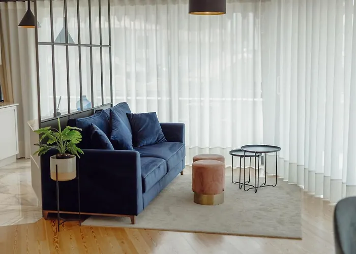 Downtown Penthouse With River View By Vacationy Porto