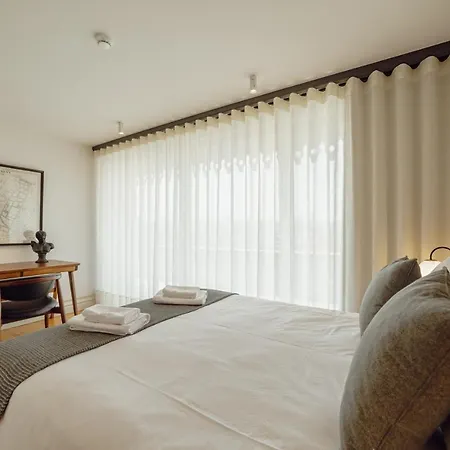 Downtown Penthouse With River View By Vacationy Appartement *