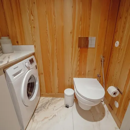 Downtown Penthouse With River View By Vacationy *